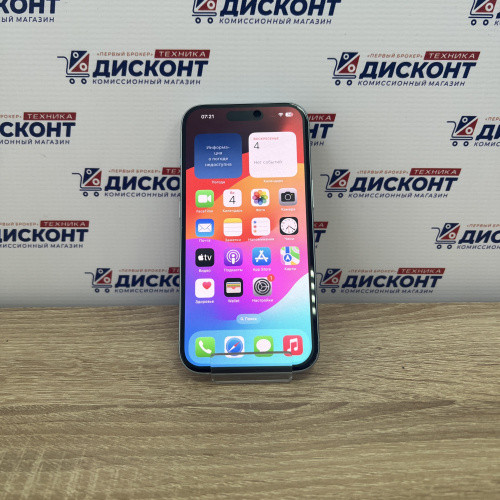 Смартфон Apple iPhone 15 128GB