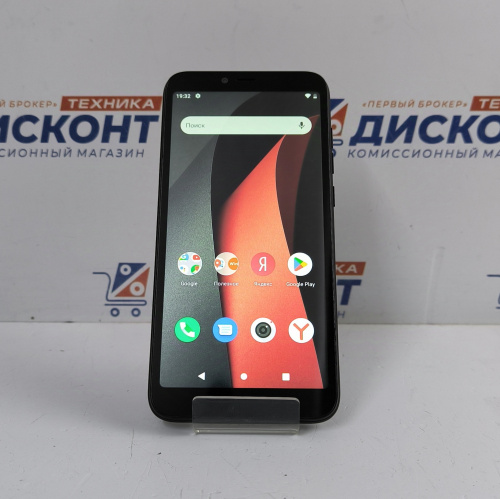 Смартфон BQ 5745L Clever 1/32 ГБ