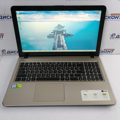 Ноутбук Asus F504U