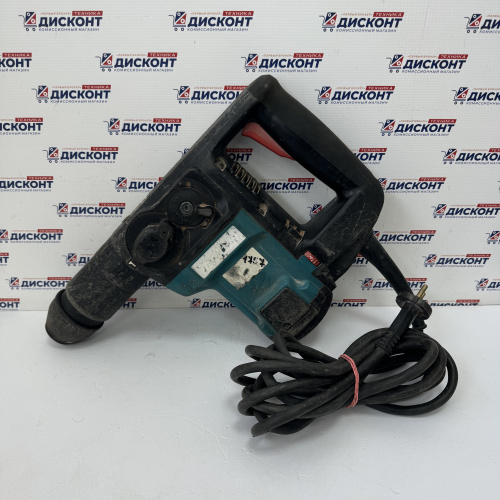 Перфоратор Makita HR3000C