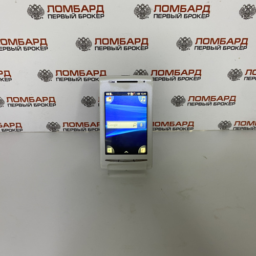  Смартфон Sony Ericsson Xperia X8