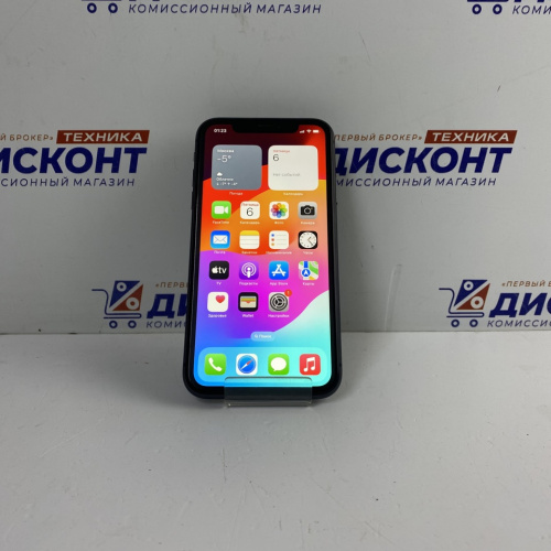 Смартфон Apple iPhone 11 64 Гб