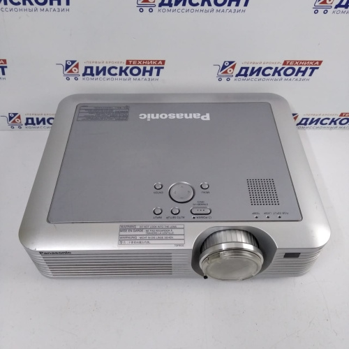  Проектор Panasonic PT-LC55E