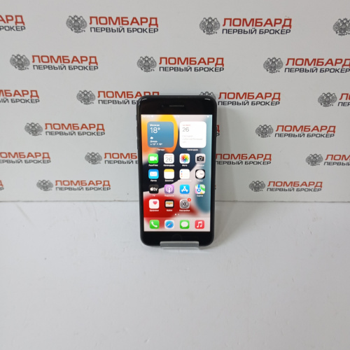 Смартфон Apple iPhone 7 Plus 32 ГБ