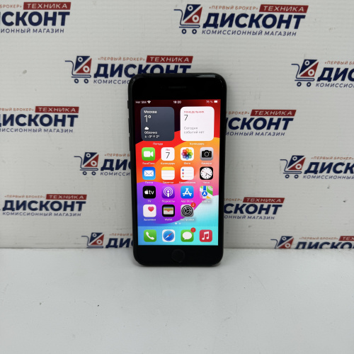 Смартфон Apple iPhone SE 2020 128 ГБ