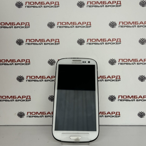 Смартфон Samsung Galaxy S III GT-I9300