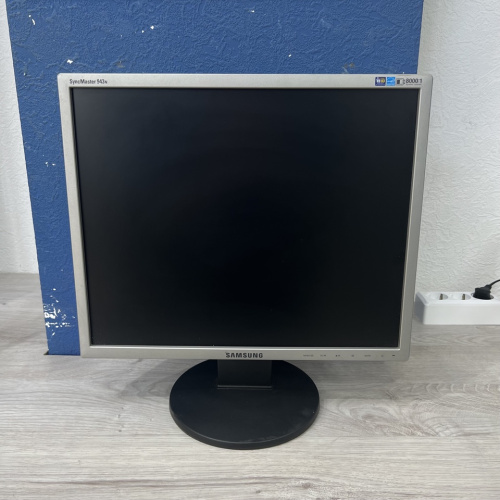 Монитор Samsung 943N