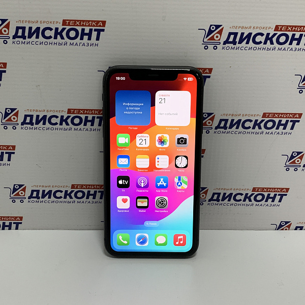 Смартфон Apple iPhone 11 64 ГБ