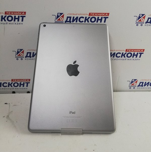 Планшет Apple iPad 9.7" 32 Гб