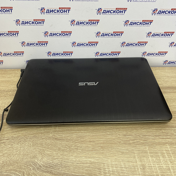 Ноутбук Asus D540M