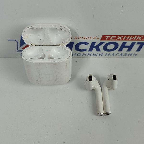  Беспроводные наушники Apple AirPods