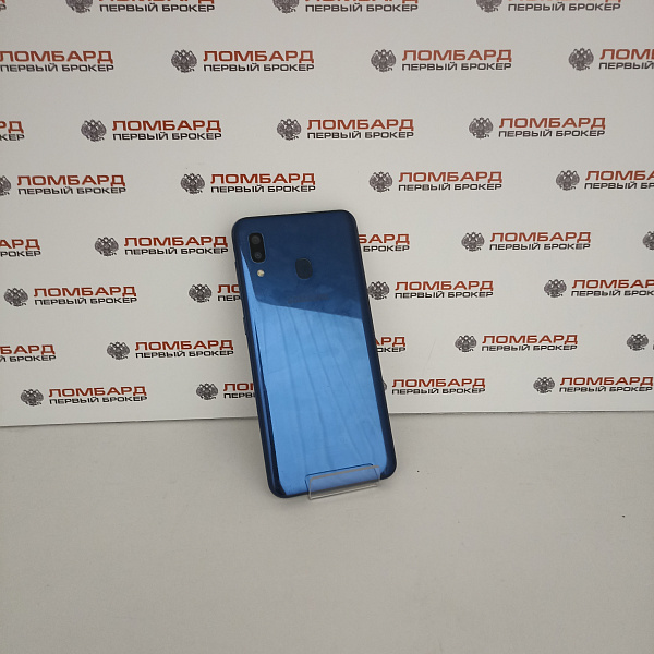 Смартфон Samsung Galaxy A20 3/32 Гб