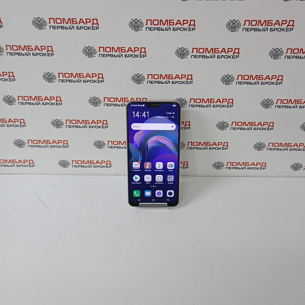  Смартфон Vivo V9 4/64 Гб