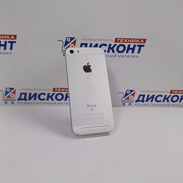 Смартфон Apple iPhone SE 32 Гб