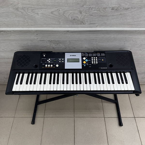 Синтезатор YAMAHA PSR E223