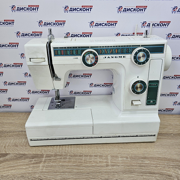 Швейная машина Janome L-394