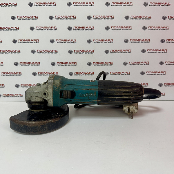 Угловая шлифовальная машина Makita GA5030