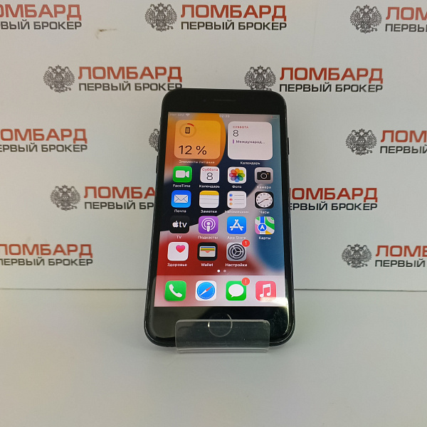 Смартфон  Apple iPhone 7 128 Гб