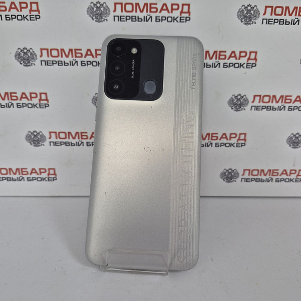 Смартфон TECNO Spark 8C  4/64 Gb