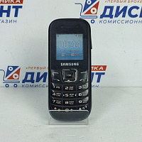 Телефон Samsung GT-E1200R