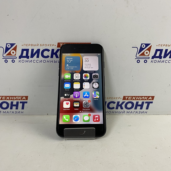 Смартфон Apple iPhone 7 128 Гб