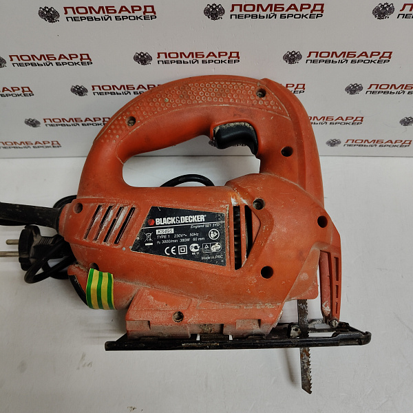  Лобзик Black&Decker KS 495