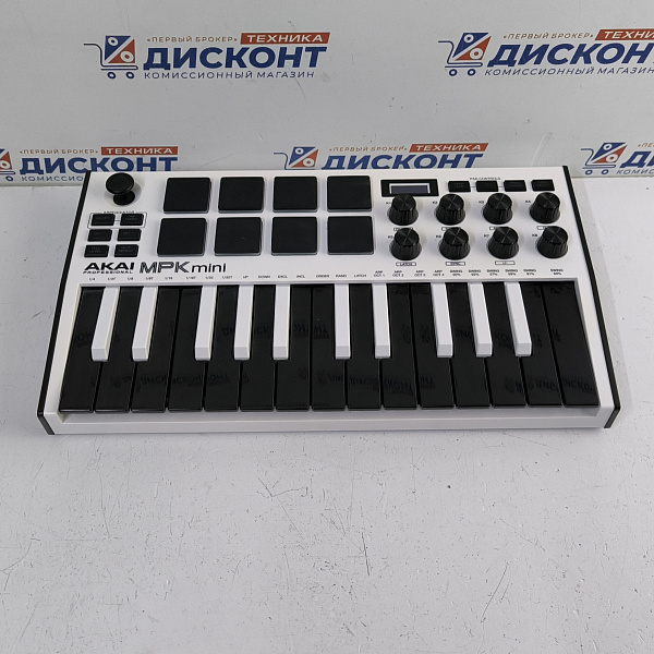  MIDI-клавиатура AKAI PRO MPK MINI