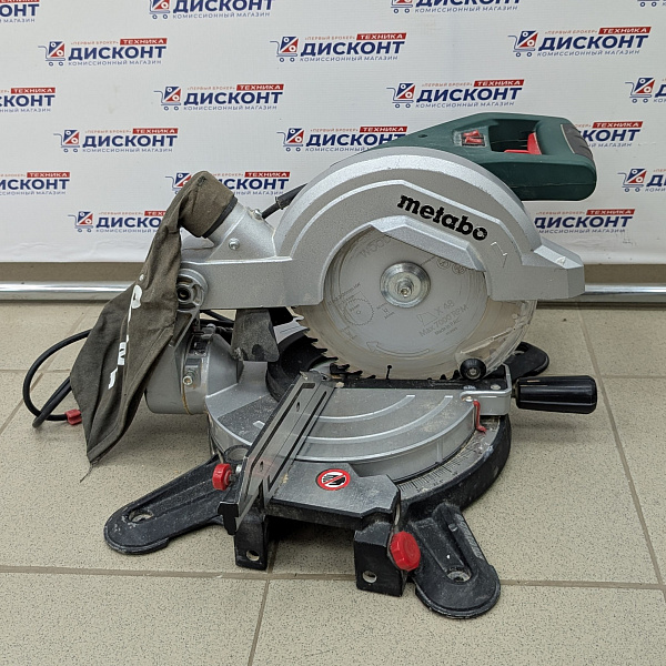 Торцовочная пила Metabo KS 216 M Lasercut