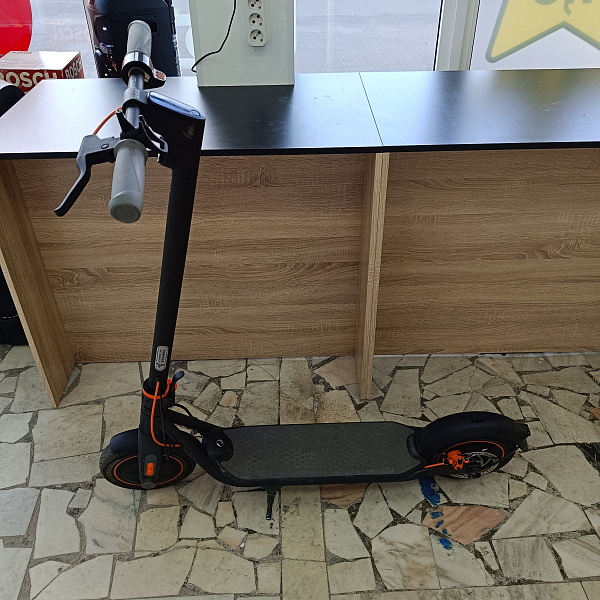 Электросамокат Ninebot KickScooter F40A