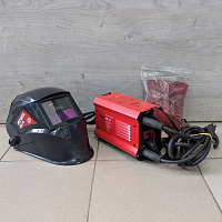 Сварочный аппарат инверторный FUBAG IQ 160 c маской Ресанта МС-6