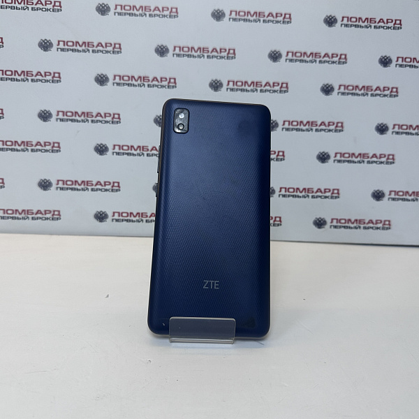Смартфон ZTE Blade L210