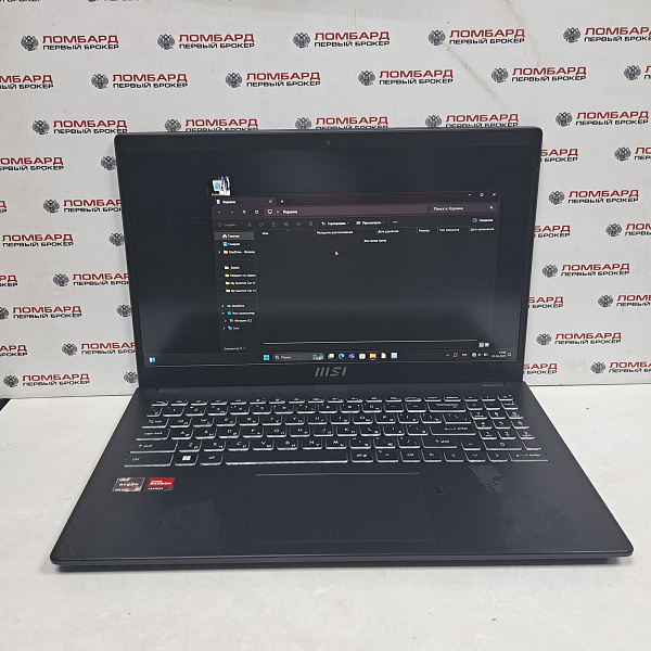 Ноутбук MSI 15 B5M-002