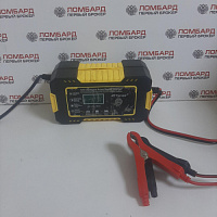 Автоматическое зарядное устройство для автомобильного аккумулятора RJ-C 120501A