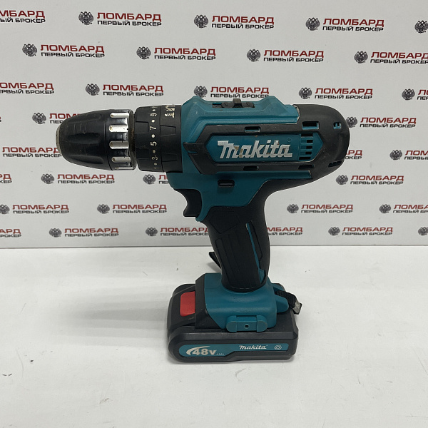  Аккумуляторная дрель-шуруповерт Makita DF330DWE