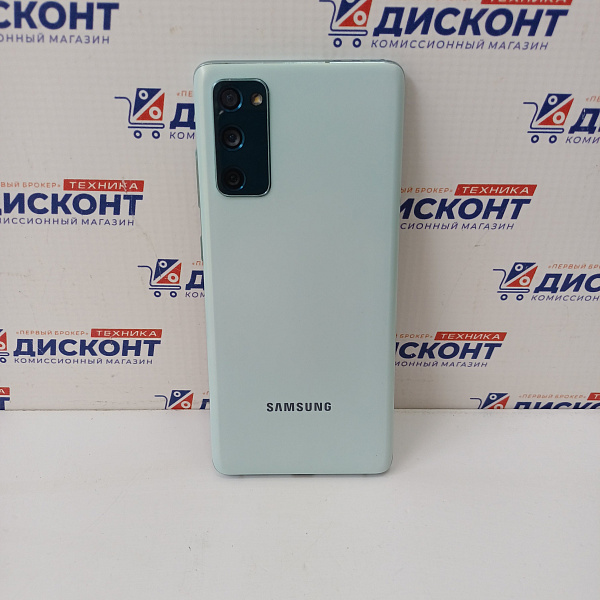 Смартфон Samsung Galaxy S20 FE 6/128 Гб