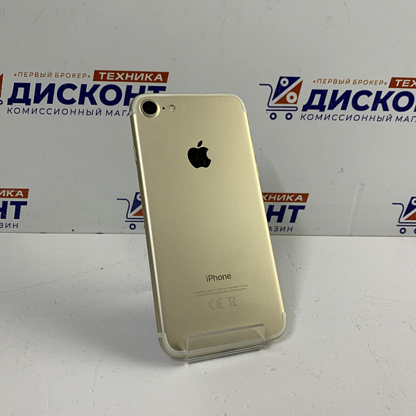  Смартфон Apple iPhone 7 32 ГБ