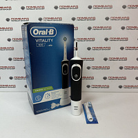 Электрическая зубная щетка Oral-B Vitality 100