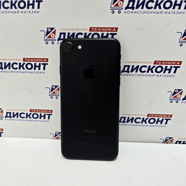 Смартфон Apple iPhone 7 128 Гб