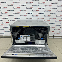Компактная посудомоечная машина Midea MCFD55S460Si